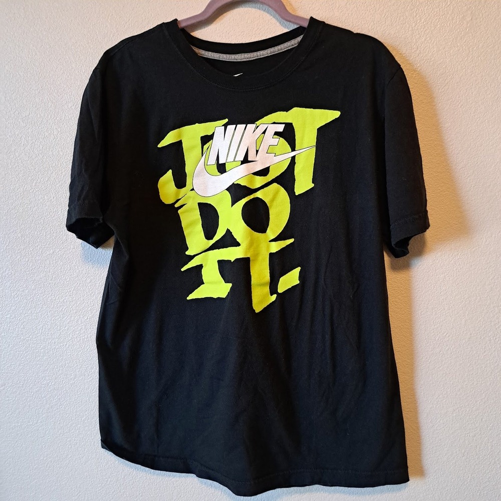 Nike Mens Just Do It Graphic T-Shirt Black Neon Yellow Swoosh Regular Fit Large